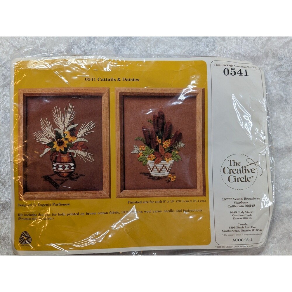 VTG 1985 Creative Circle #0541 Cattails & Daisies 2 Picture Stitchery Kit Unopen